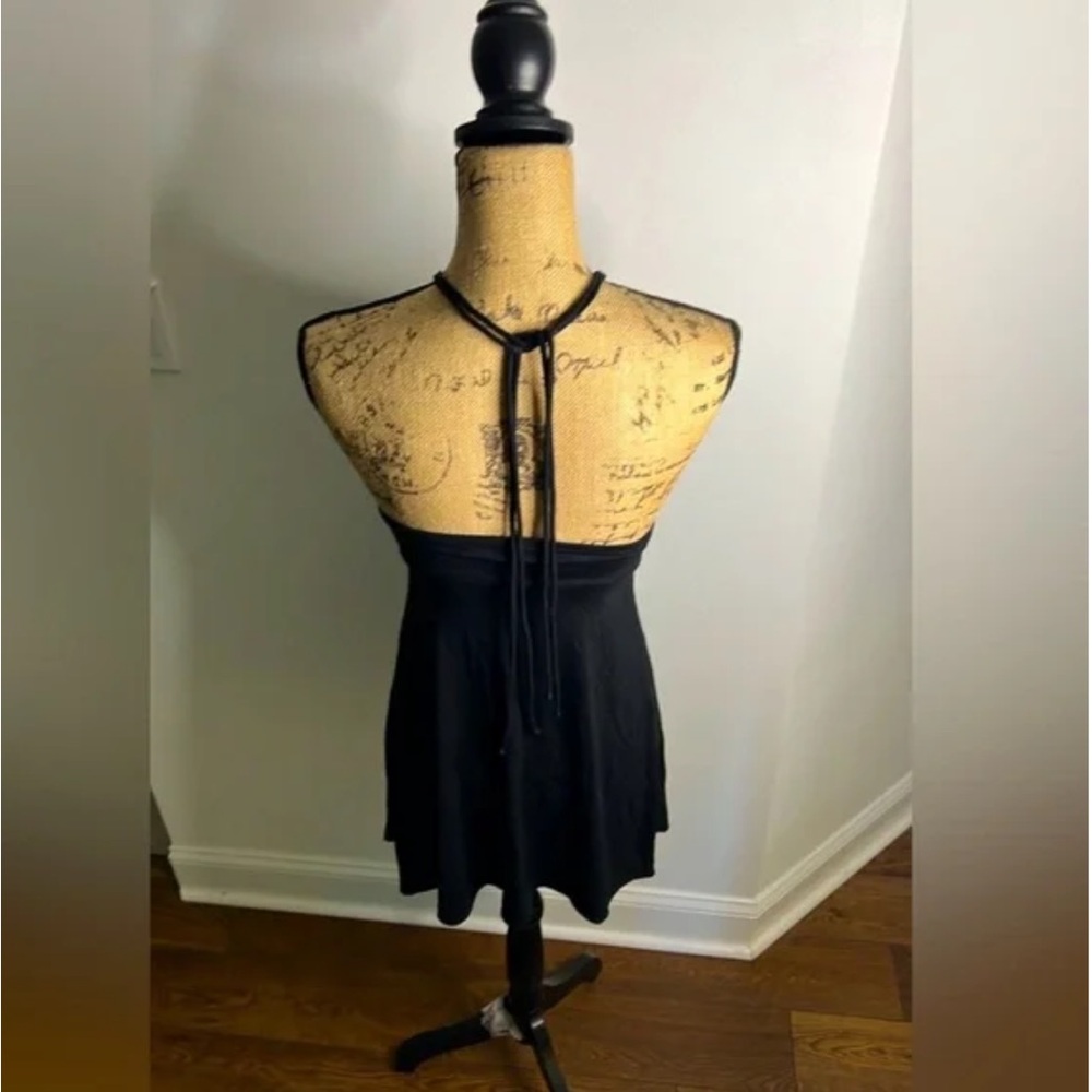 Black Keyhole Halter Dress Crocheted Turquoise Stone Empress Belt Embellishment - Picture 4 of 7